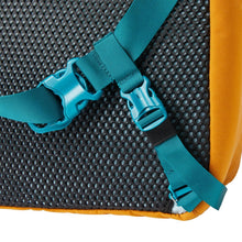 Load image into Gallery viewer, Chuspa 15L Messenger Bag - FINAL SALE
